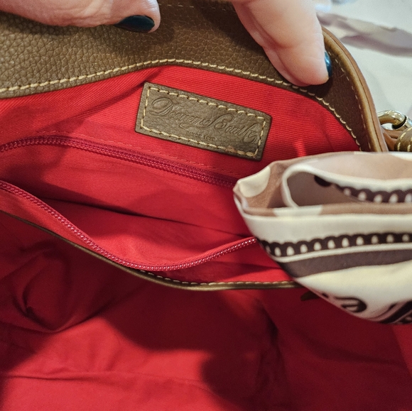 Dooney & Bourke Florentine Logo Lock Shoulder Bag- Excellently pre-loved. - Picture 8 of 14